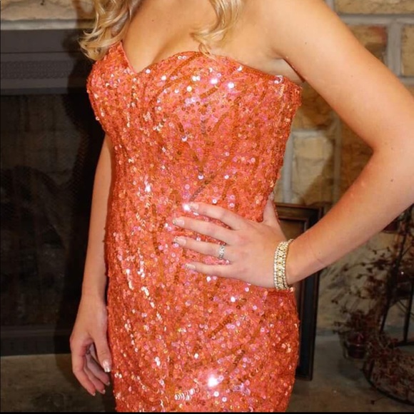 Prom Dress - Picture 3 of 6